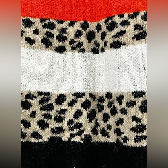 An Oversized‎ Thick Leaopard Print Sweater S/M - Picture 6 of 8